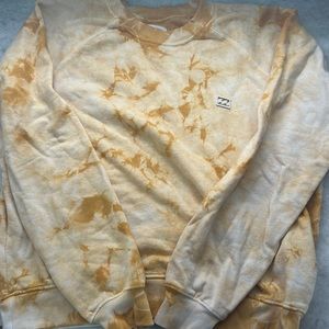BillaBong yellow tie dye crew neck size M